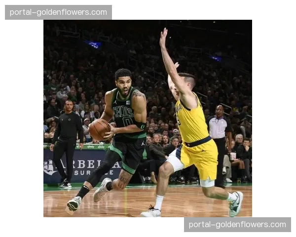 凯尔特人加时险胜雄鹿，塔图姆47分创赛季新高锁定大西洋赛区头名